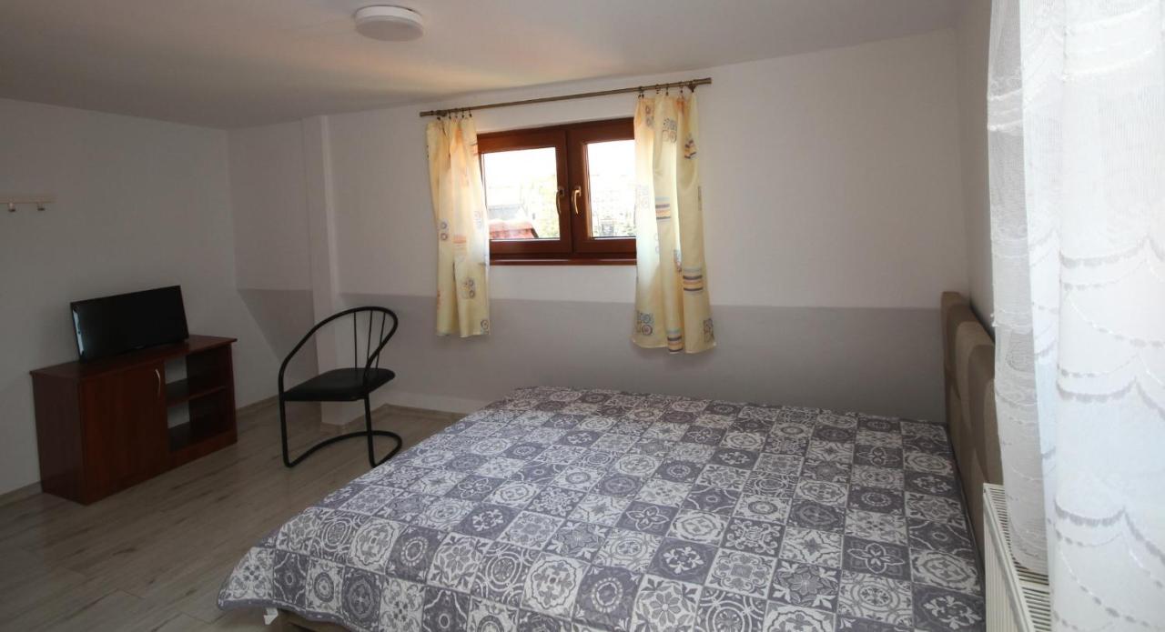 Pokoje Goscinne Lidia Leba Exterior foto